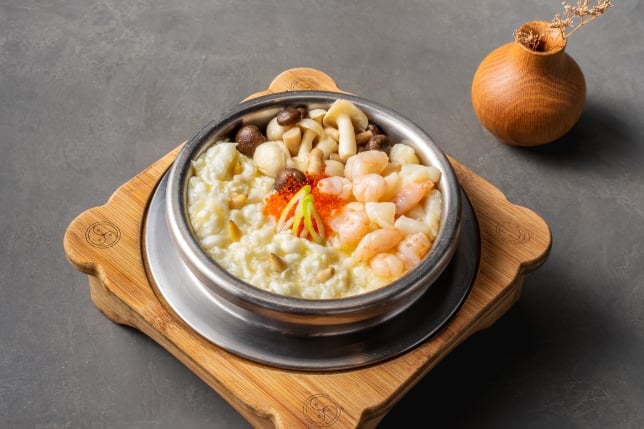 Truffle Egg White Seafood with Mushrooom at Sage Lite