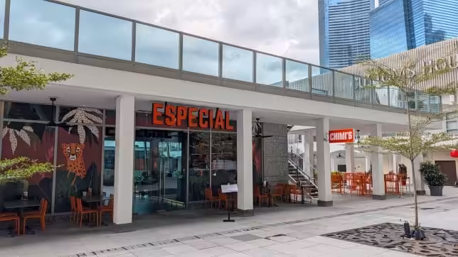 Chimi's Especial on the bayfront