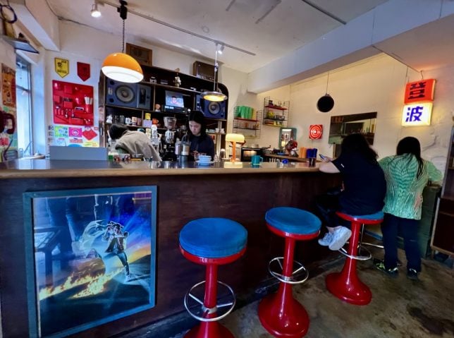 Coffee Dumbo Taipei interior