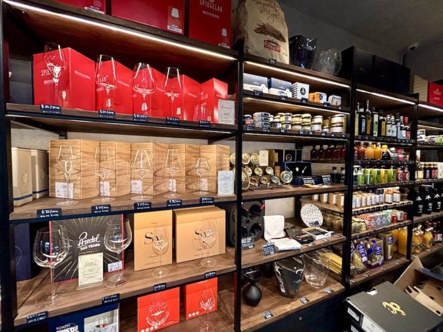 Le Clos Wine House & Restaurant review restaurant Singapore