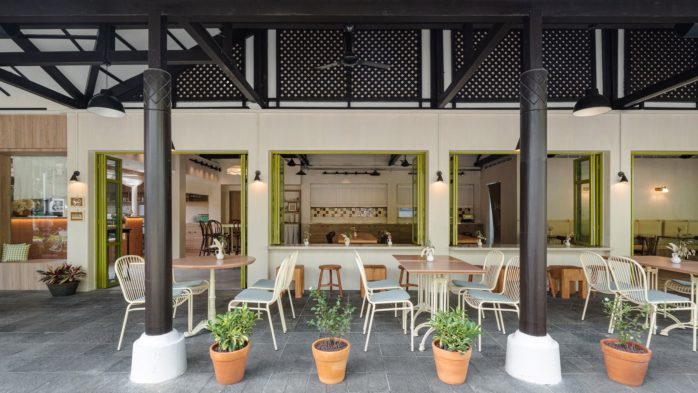 Park Side at Singapore Botanic Gardens