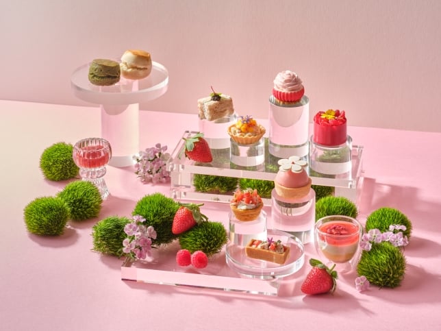 Lobby Lounge - Summer Berries Afternoon Tea