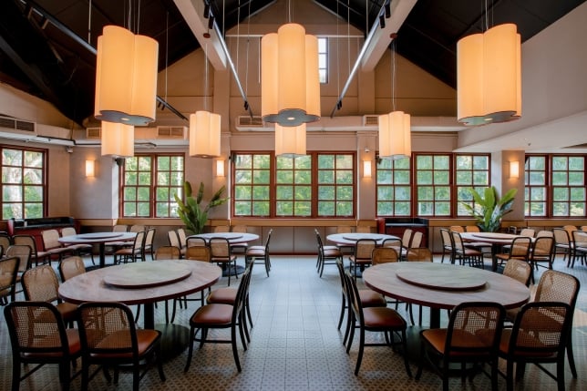 Red House Seafood Clark Quay Main Dining Hall - Credit Red House Seafood