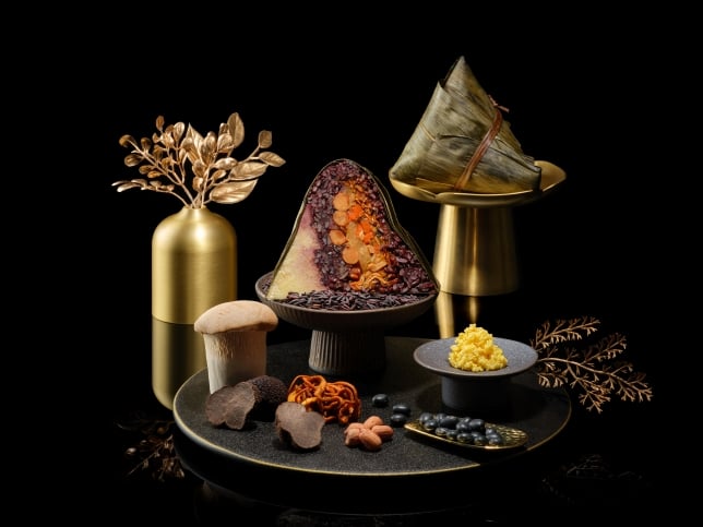 Singapore Marriott Tang Plaza Hotel - Cordycep Flower & Purple Glutinous Rice