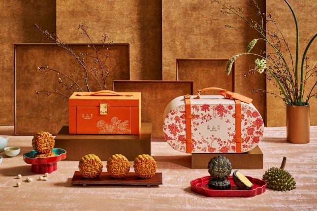 Mid-Autumn Festival Mooncake Selection - Pan Pacific Singapore