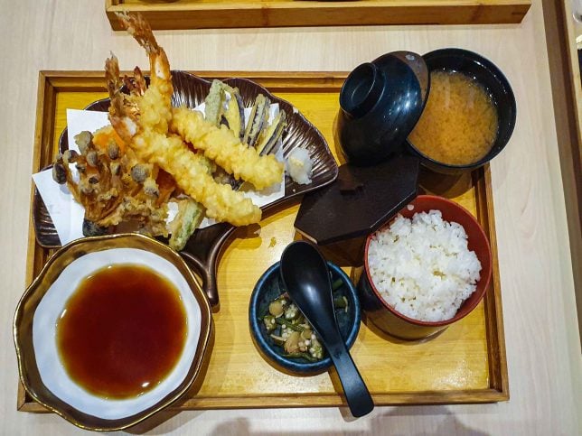 Prawn & Vegetable Tempura in Suntec Tendon Tempura