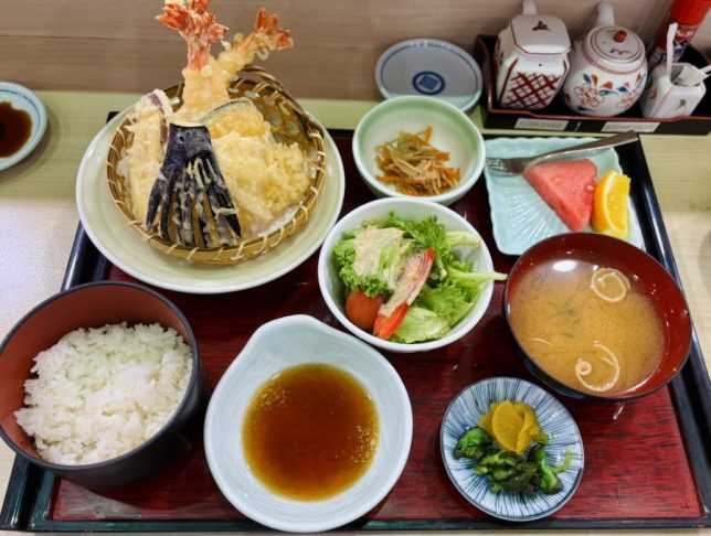 Tomi Sushi Novena Square tempura lunch
