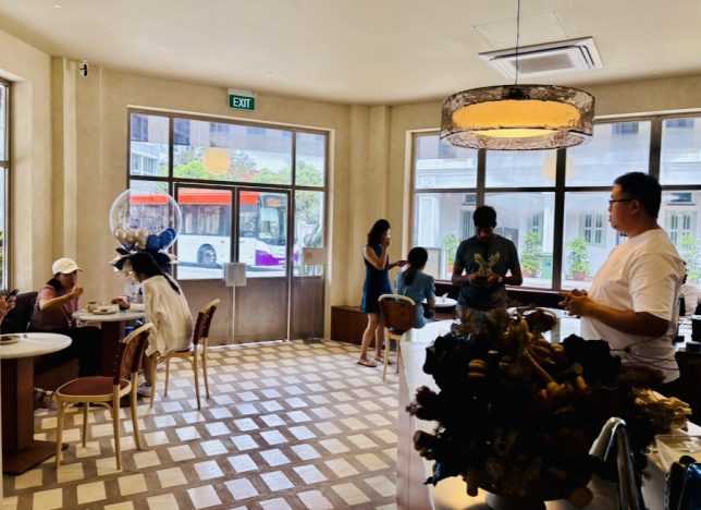 Elijah Pies Joo Chiat 